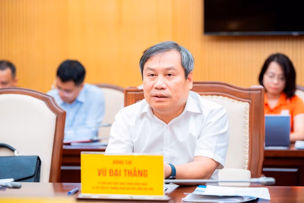 ong-vu-dai-thang-uy-vien-ban-chap-hanh-trung-uong-dang-bi-thu-tinh-uy-quang-ninh-danh-gia-cao-su-dong-hanh-thuc-chat-hieu-qua-cua-fpt-trong-nhieu-nam-qua.jpg