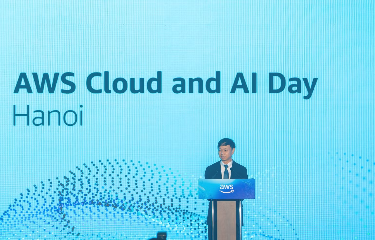 h-e-pham-duc-long-deputy-minister-of-science-and-technology.jpg