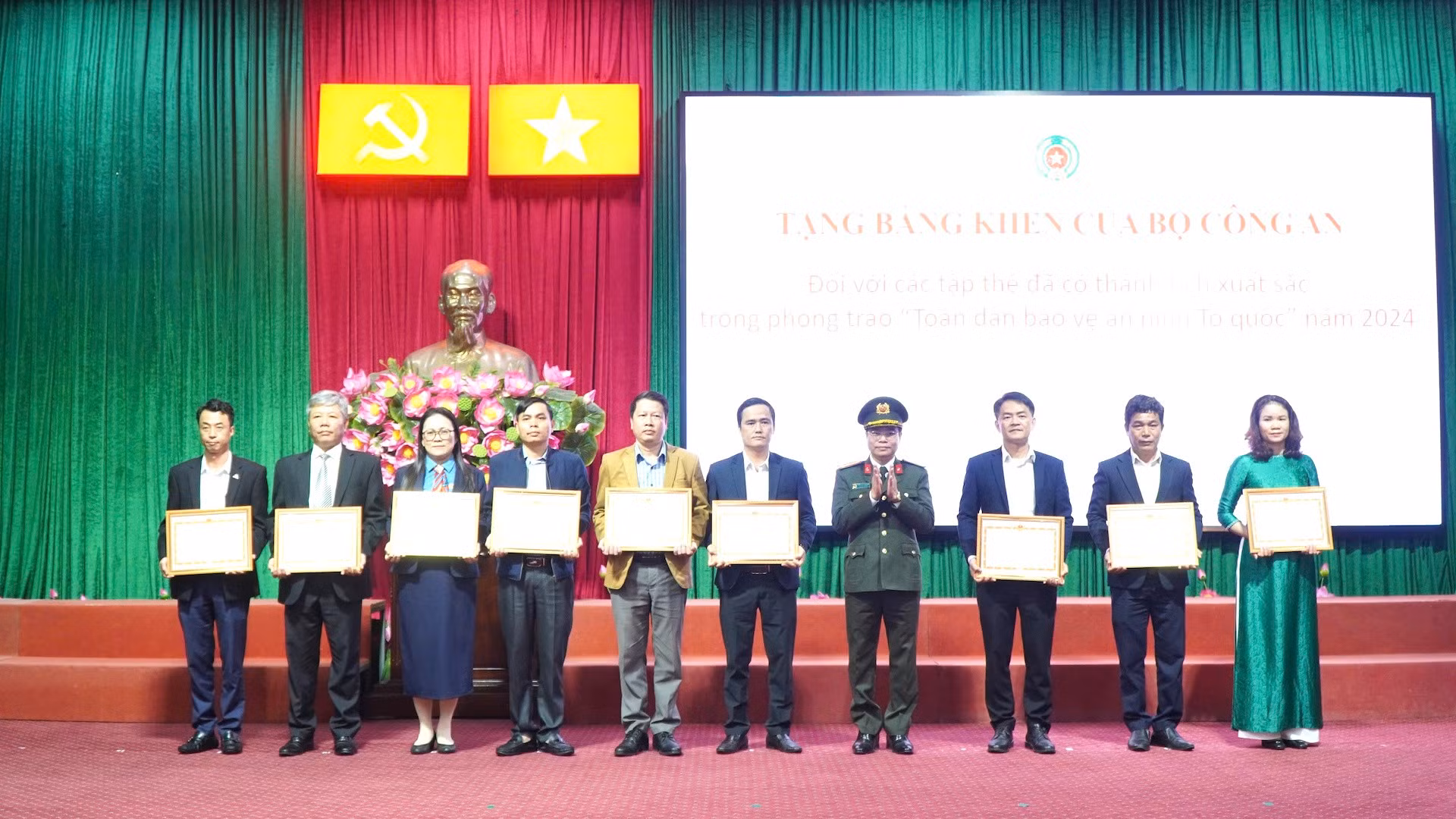 vi-an-ninh-to-quoc-5.jpg