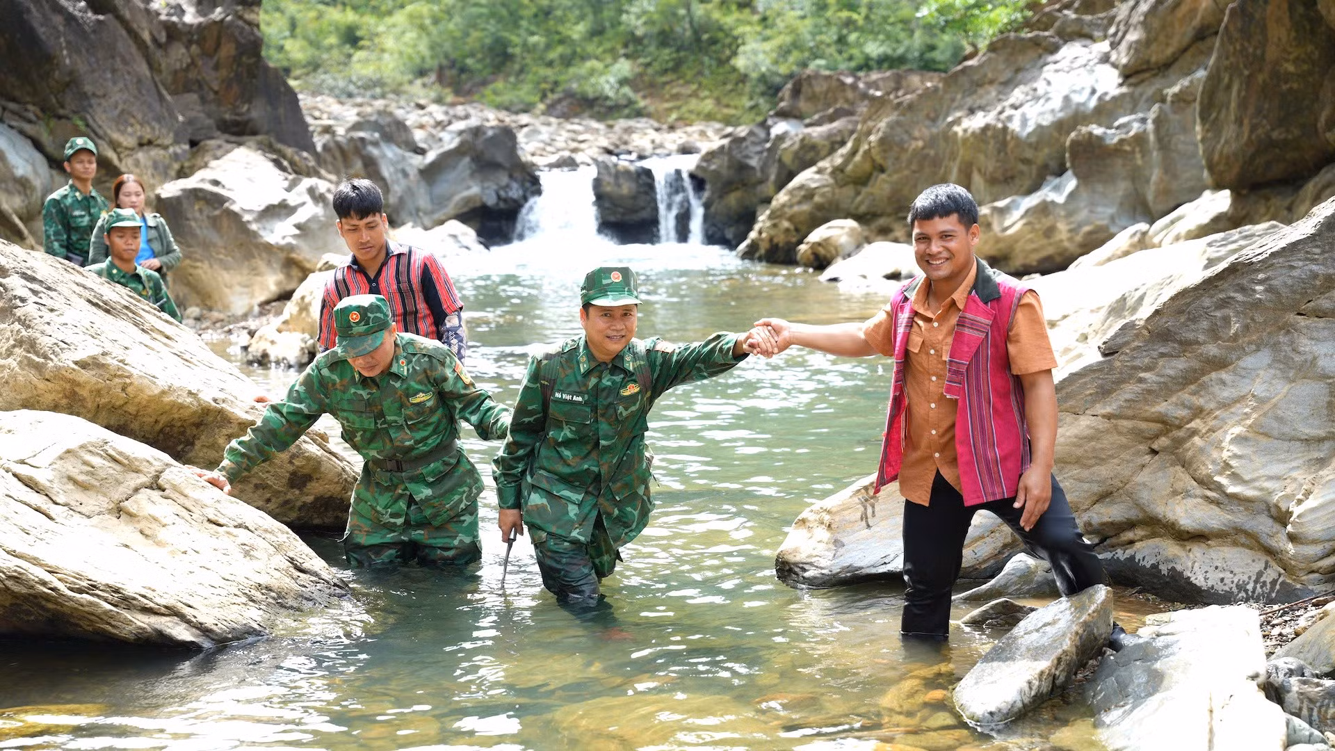 tuan-tra-anh-7-5029.jpg
