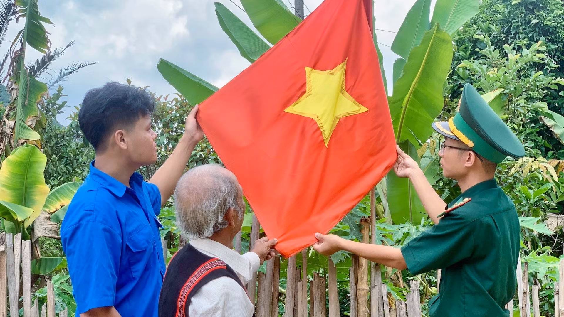 ky-1bdbp-va-gia-lang-tuyen-truyen-cho-the-he-tre-copy.jpg