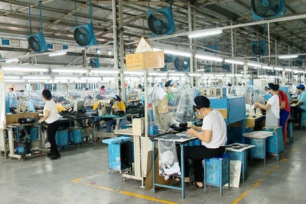 [Video] Tăng lương tối thiểu vùng từ ngày 1/1/2026