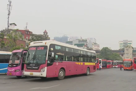 [Video] Hà Nội công bố đường dây nóng tiếp nhận phản ánh hoạt động vận tải dịp Tết Nguyên đán 2026