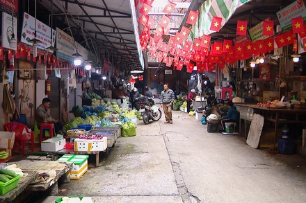 [Video] Giá cả thực phẩm, rau xanh bình ổn sau Tết