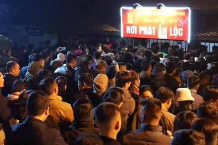 [Video] Thay đổi giờ phát ấn Đền Trần xuân Bính Ngọ 2026