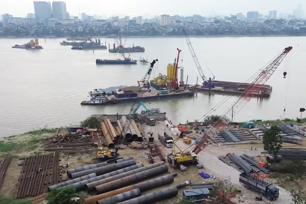 [Video] Cầu Trần Hưng Đạo thi công xuyên Tết, quyết tâm về đích giữa năm 2027