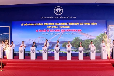 [Video] Hà Nội khởi công xây dựng cầu Trần Hưng Đạo