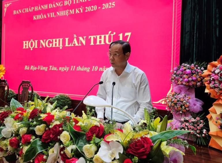 Đồng chí Nguyễn Văn Thọ phát biểu tại hội nghị.