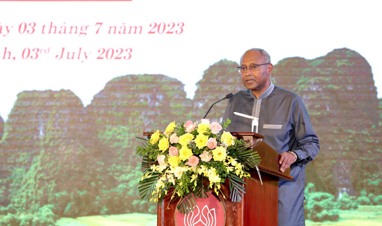 Ông Firmin Edouard Matoko Thư ký Tổng Giám đốc UNESCO về ưu tiên châu Phi và quan hệ đối ngoại