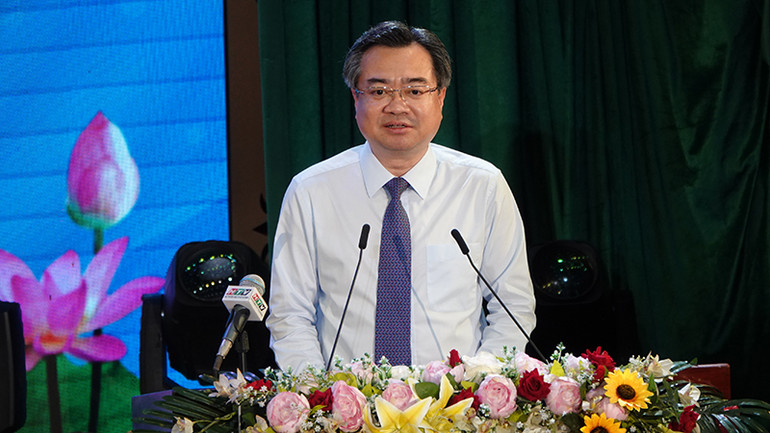 Đồng chí Nguyễn Thanh Nghị, Phó Bí thư Thường trực Thành ủy Thành phố Hồ Chí Minh phát biểu tại hội nghị. (Ảnh: MH)