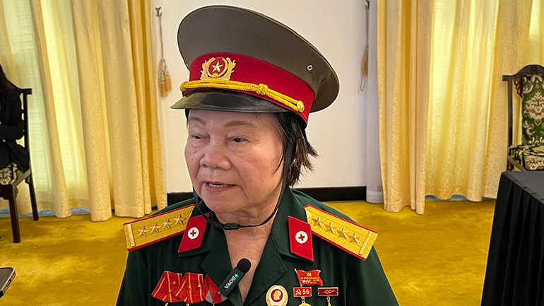 Cô Vũ Thị Minh Thái chia sẻ cảm xúc của mình đối với nguyên Chủ tịch nước Trần Đức Lương. (Ảnh: TĐ). Cô Vũ Thị Minh Thái chia sẻ cảm xúc của mình đối với nguyên Chủ tịch nước Trần Đức Lương. (Ảnh: TĐ).