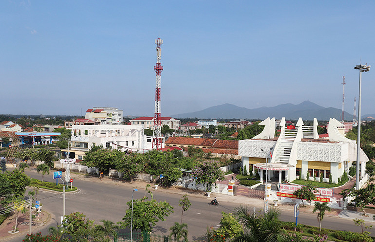 Thị xã Đông Hòa chú trọng đầu tư xây dựng, chỉnh trang đô thị. Thị xã Đông Hòa chú trọng đầu tư xây dựng, chỉnh trang đô thị.