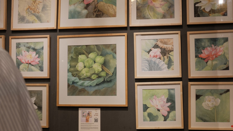 Các tác phẩm hoa sen của họa sĩ Đỗ Hiền.