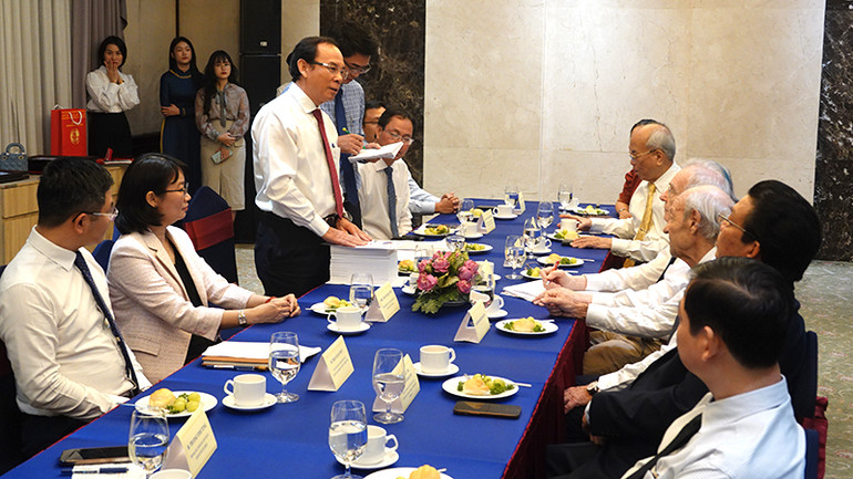 Quang cảnh buổi gặp gỡ.