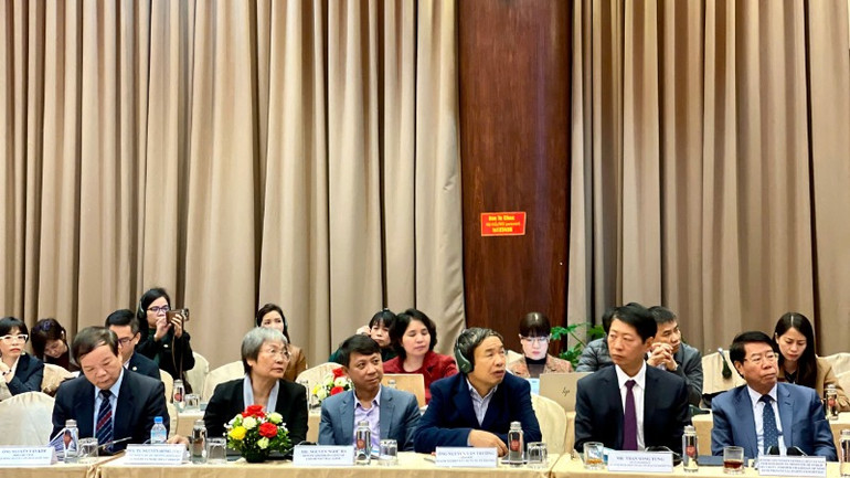 Các đại biểu tham dự hội thảo. Các đại biểu tham dự hội thảo.