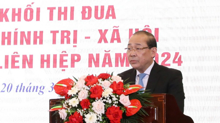 Đồng chí Hoàng Công Thủy, Phó Chủ tịch Ủy ban Trung ương Mặt trận Tổ quốc Việt Nam phát biểu tại Hội nghị.