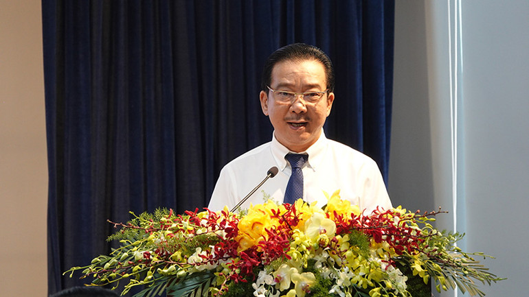 Ông Võ Trọng Nam, Phó Giám đốc Sở Văn hóa và Thể thao Thành phố Hồ Chí Minh phát biểu khai mạc hội thảo.