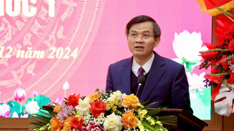 Đồng chí Bí thư Tỉnh ủy Ninh Bình Đoàn Minh Huấn phát biểu tại buổi lễ. Đồng chí Bí thư Tỉnh ủy Ninh Bình Đoàn Minh Huấn phát biểu tại buổi lễ.