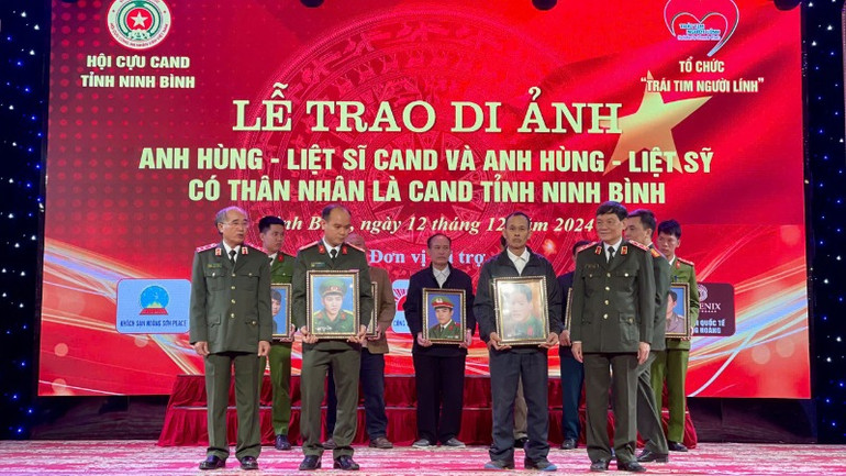 Quá trình sưu tầm di ảnh và thu thập thông tin các liệt sĩ gặp không ít khó khăn, bởi hầu hết các anh đã hy sinh hàng chục năm trước; hình ảnh được gia đình lưu giữ chủ yếu là ảnh chụp đen trắng, mờ nhòe, nhiều gia đình liệt sĩ đã chuyển nơi cư trú, định cư ở nhiều địa bàn khắp cả nước...