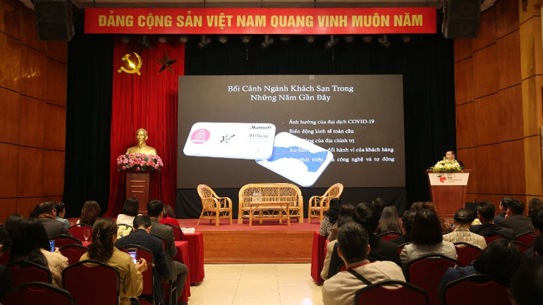 Các đại biểu tham dự hội thảo. (Ảnh: HÀ THANH)