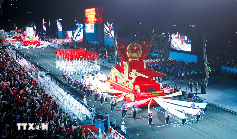 Nghi thức diễu binh, diễu hành tại buổi sơ duyệt. (Ảnh: Thanh Vũ/TTXVN)