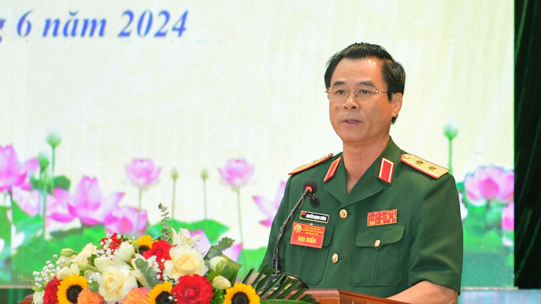 Trung tướng Nguyễn Quang Cường, Bí thư Đảng ủy, Chính ủy Quân khu 3 phát biểu tại Đại hội.