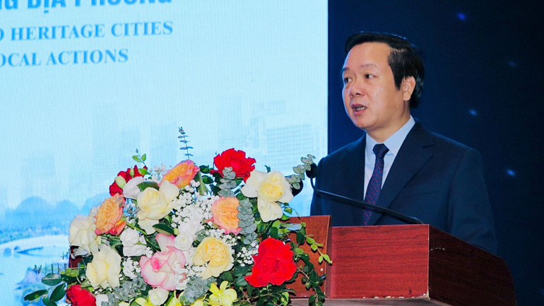 Chủ tịch Ủy ban nhân dân tỉnh Ninh Bình Phạm Quang Ngọc cho biết, Ninh Bình đang phấn đấu trở thành cực tăng trưởng các tỉnh phía nam đồng bằng sông Hồng, hướng tới trở thành thành phố trực thuộc Trung ương văn minh, hiện đại, thông minh, có bản sắc riêng, ngang tầm các đô thị di sản thiên niên kỷ, thành phố sáng tạo trên thế giới.