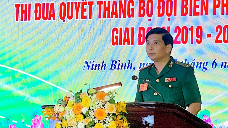 Thượng tá Đỗ Vĩnh Thăng, Chính ủy Bộ đội Biên phòng tỉnh Ninh Bình nhấn mạnh, 5 năm qua, phong trào thi đua quyết thắng của Bộ đội Biên phòng tỉnh đã luôn gắn kết chặt chẽ với phong trào thi đua yêu nước của địa phương, được lan tỏa bằng nhiều đợt thi đua với chủ đề, nội dung phong phú, cách làm sáng tạo, hiệu quả.