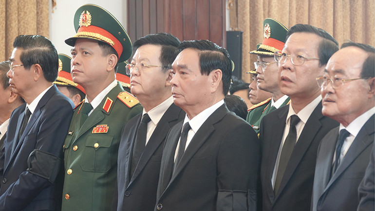 Các đồng chí lãnh đạo dự Lễ Truy điệu Tổng Bí thư Nguyễn Phú Trọng tại Hội trường Thống Nhất, Thành phố Hồ Chí Minh. Các đồng chí lãnh đạo dự Lễ Truy điệu Tổng Bí thư Nguyễn Phú Trọng tại Hội trường Thống Nhất, Thành phố Hồ Chí Minh.