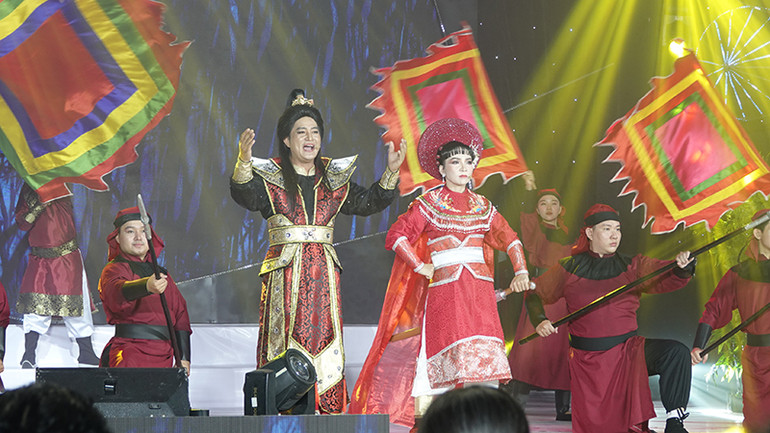 Cặp đôi Nguyễn Thanh Phường và Nguyễn Kim Lài trong trích đoạn Triệu Trinh nương (Tác giả Tô Thiên Kiều).