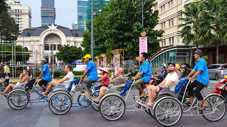 Tác phẩm "Thành phố Hồ Chí Minh xinh đẹp" của tác giả Nguyễn Thị Bảo Hợp.