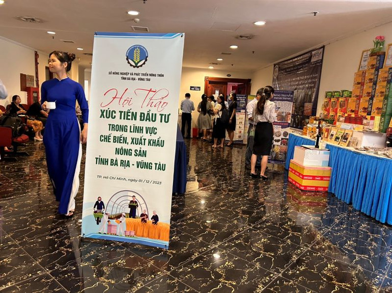 Các sản phẩm nông sản của tỉnh Bà Rịa-Vũng Tàu trưng bày tại Hội thảo.