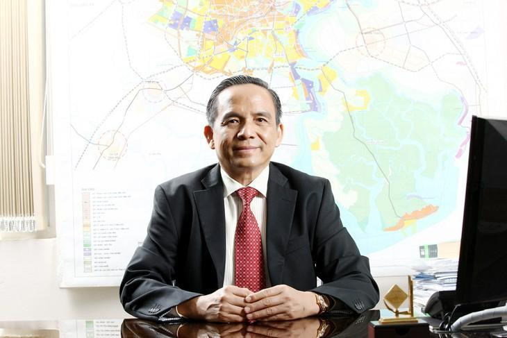 Ông Lê Hoàng Châu - Chủ tịch Hiệp hội Bất động sản TP Hồ Chí Minh. Ông Lê Hoàng Châu - Chủ tịch Hiệp hội Bất động sản TP Hồ Chí Minh.