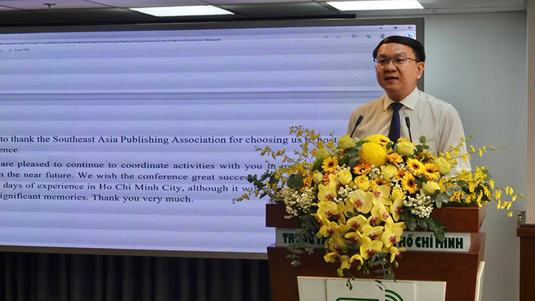 Giám đốc Sở Thông tin và Truyền thông Thành phố Hồ Chí Minh Lâm Đình Thắng phát biểu chào mừng.