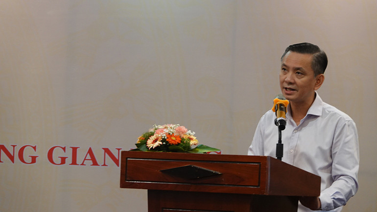 Ông Trần Hoàng, Cục trưởng Cục Bản quyền tác giả phát biểu tại hội thảo.