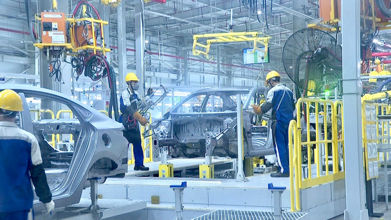 Sự phát triển của các khu công nghiệp đã trở thành đòn bẩy, động lực để đẩy mạnh công tác thu hút đầu tư của tỉnh. (Ảnh: YẾN TRINH)