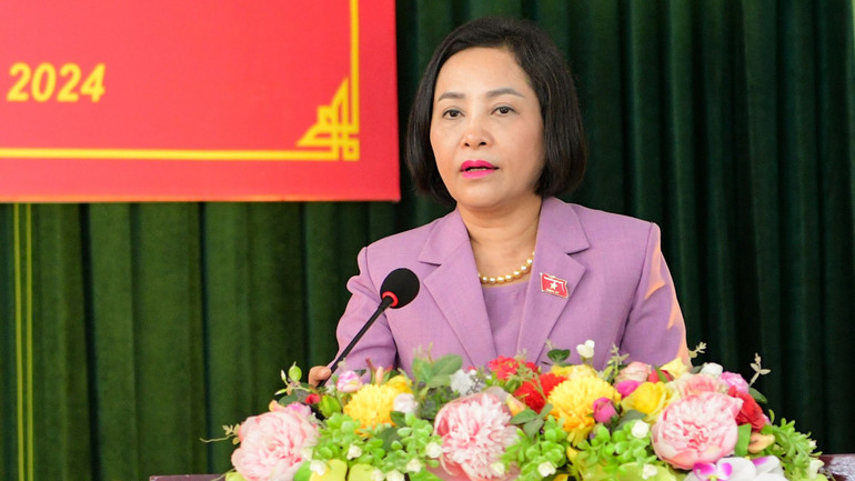 Đồng chí Nguyễn Thị Thanh, Phó Chủ tịch Quốc hội bày tỏ vui mừng, phấn khởi khi thấy những năm gần đây Trung tâm đã được Nhà nước quan tâm đầu tư khang trang, đội ngũ y, bác sĩ ngày càng được nâng cao về năng lực, trách nhiệm trong thực hiện nhiệm vụ, tạo điều kiện chăm sóc thương, bệnh binh ngày càng tốt hơn.