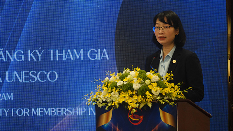 Phó Chủ tịch Ủy ban nhân dân Thành phố Hồ Chí Minh Trần Thị Diệu Thúy phát biểu khai mạc tọa đàm.