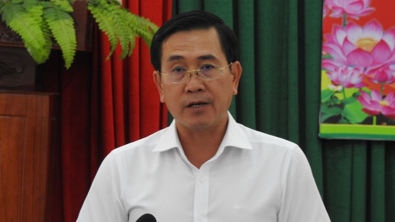 Đồng chí Phạm Văn Hậu, Phó Bí thư Thường trực Tỉnh ủy, Chủ tịch Hội đồng nhân dân tỉnh Ninh Thuận phát biểu tại buổi làm việc.