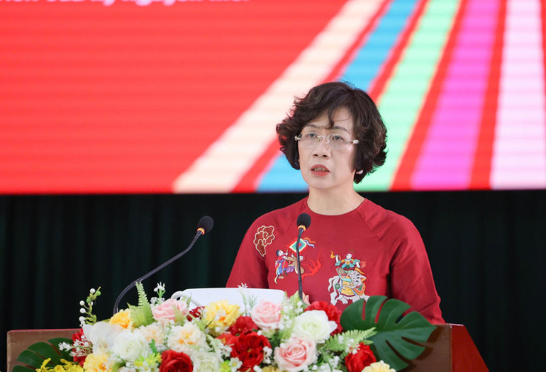 Phó Giáo sư, Tiến sĩ Nguyễn Thị Thu Phương phát biểu tại hội thảo. (Ảnh: NGUYỄN TRUNG)