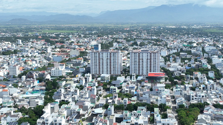 Trung tâm thành phố Phan Rang-Tháp Chàm (Ninh Thuận) ngày càng phát triển về hạ tầng theo đúng quy hoạch là đô thị trung tâm của tỉnh.