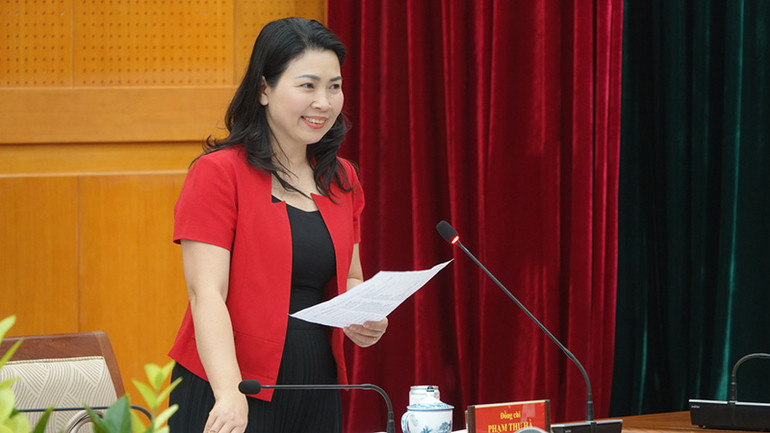 Đại biểu Đoàn công tác phát biểu tại buổi làm việc.