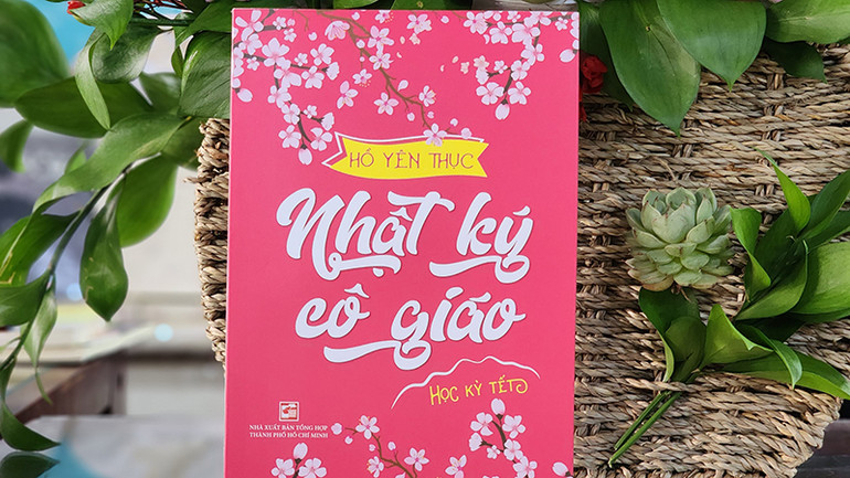 Bìa cuốn sách "Nhật ký cô giáo- Học kỳ Tết".