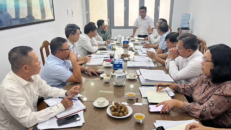 Đại diện Ban Tuyên giáo Quận ủy Quận 3, Thành phố Hồ Chí Minh phát biểu tại buổi làm việc.