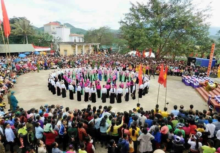 Lễ hội Khai hạ của đồng bào Mường tại tỉnh Hòa Bình năm 2024.