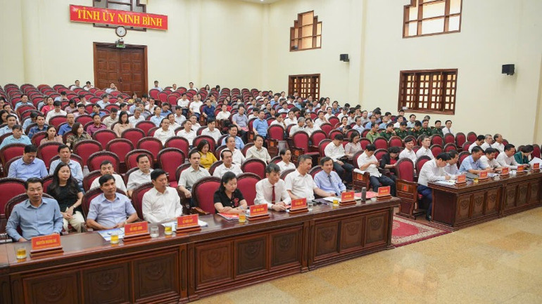 Các đại biểu tham dự hội nghị. (Ảnh: TRƯỜNG GIANG) Các đại biểu tham dự hội nghị. (Ảnh: TRƯỜNG GIANG)