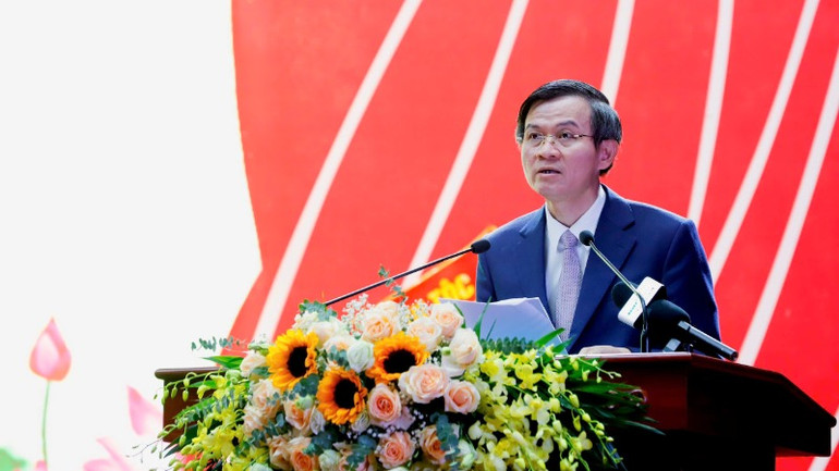 Bí thư Tỉnh ủy Ninh Bình Đoàn Minh Huấn phát biểu tại Đại hội.