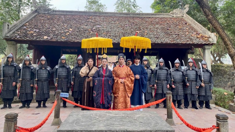 Các bộ trang phục truyền thống mang đậm dấu ấn, bản sắc của từng thời kỳ lịch sử.