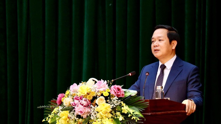 Đồng chí Phạm Quang Ngọc, Chủ tịch Ủy ban nhân dân tỉnh Ninh Bình khẳng định, DDCI là kênh thông tin quan trọng giúp cho công tác lãnh đạo, chỉ đạo, điều hành của Ủy ban nhân dân tỉnh đúng, trúng và hiệu quả hơn.