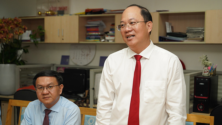 Đồng chí Nguyễn Hồ Hải, Phó Bí thư thường trực Thành ủy Thành phố Hồ Chí Minh phát biểu tại buổi làm việc. (Ảnh: Thế Anh)